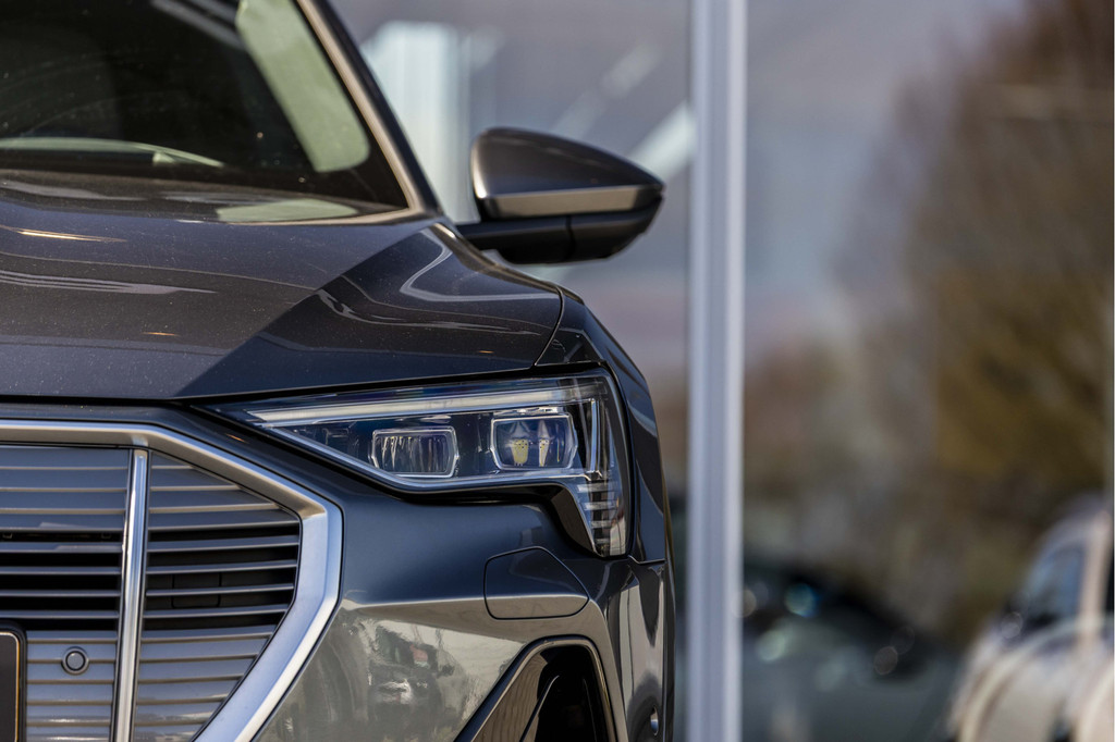 Audi e-tron (P815GD) met abonnement