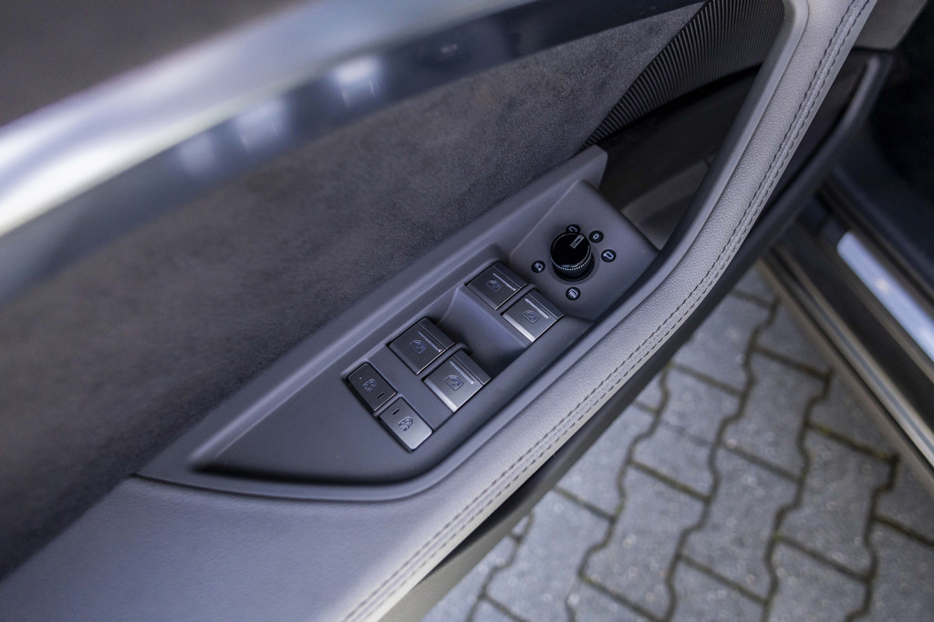 Audi e-tron (P815GD) met abonnement