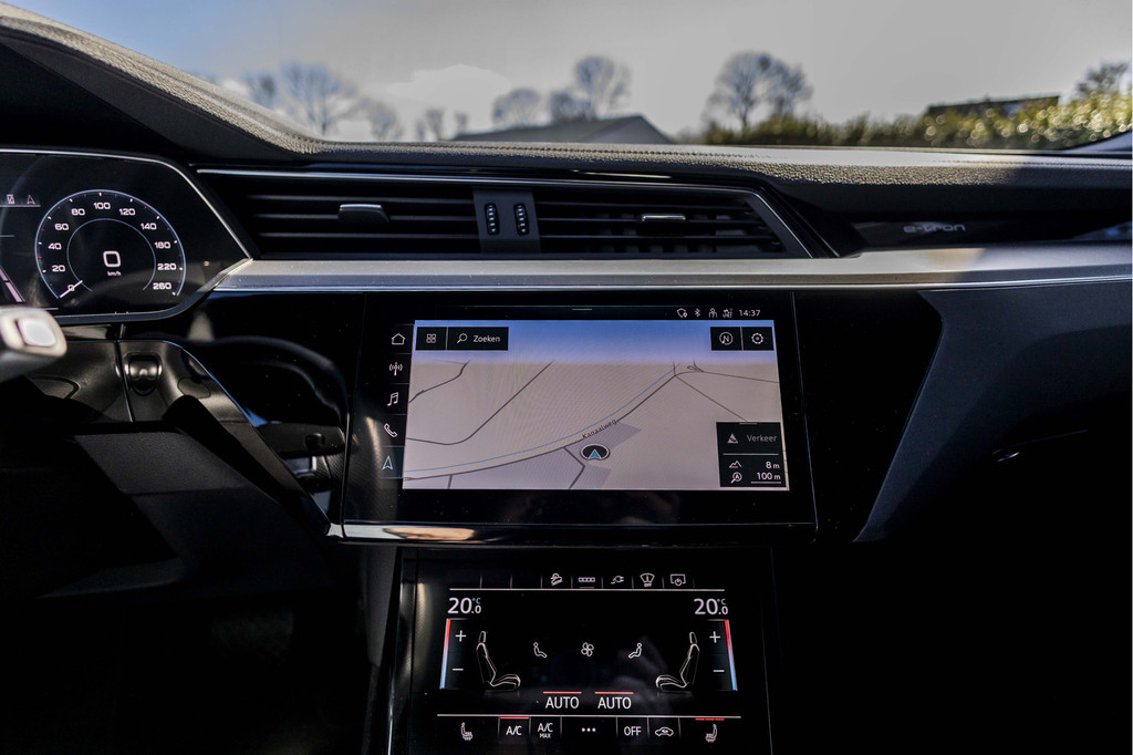 Audi e-tron (P815GD) met abonnement