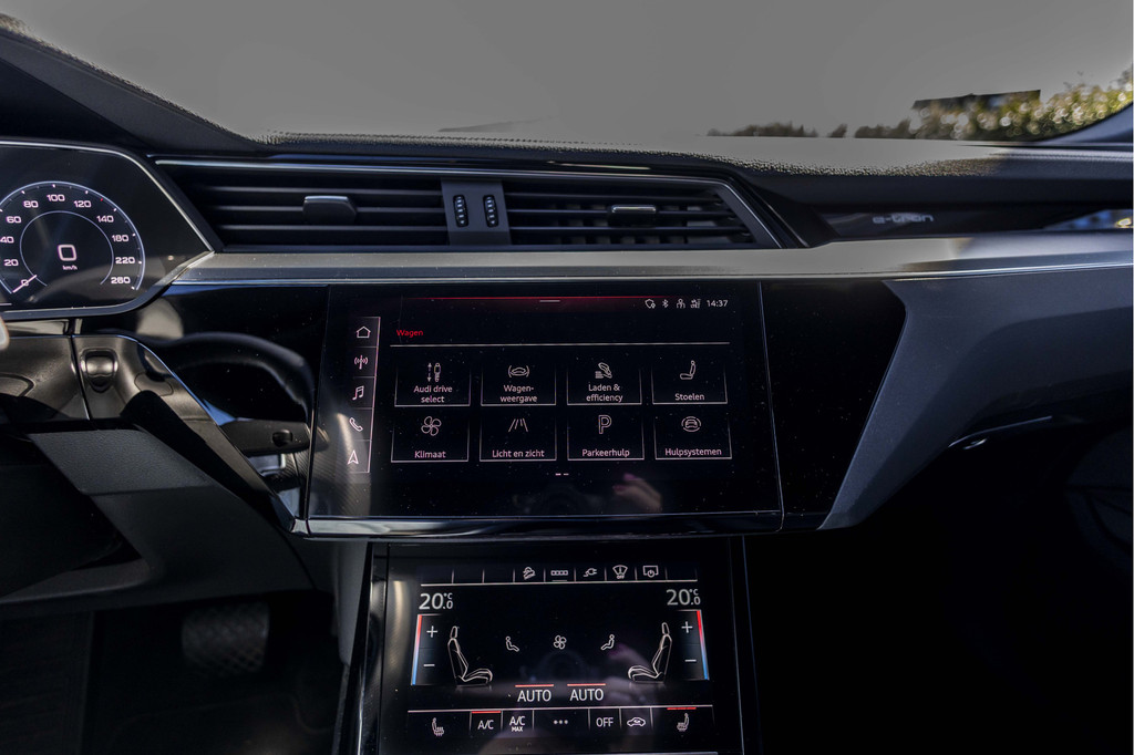 Audi e-tron (P815GD) met abonnement