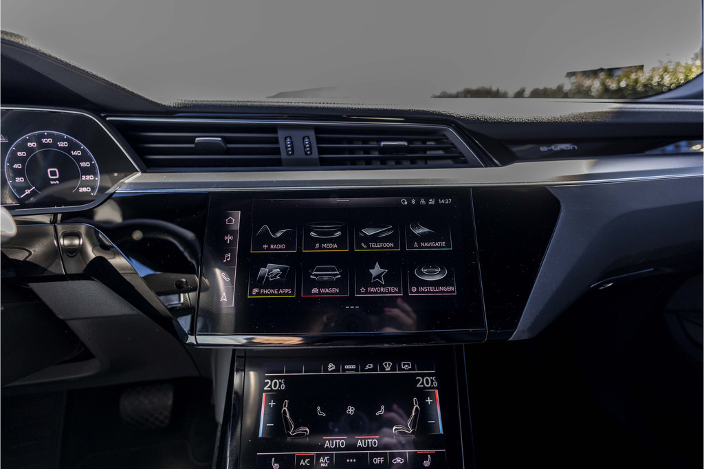 Audi e-tron (P815GD) met abonnement