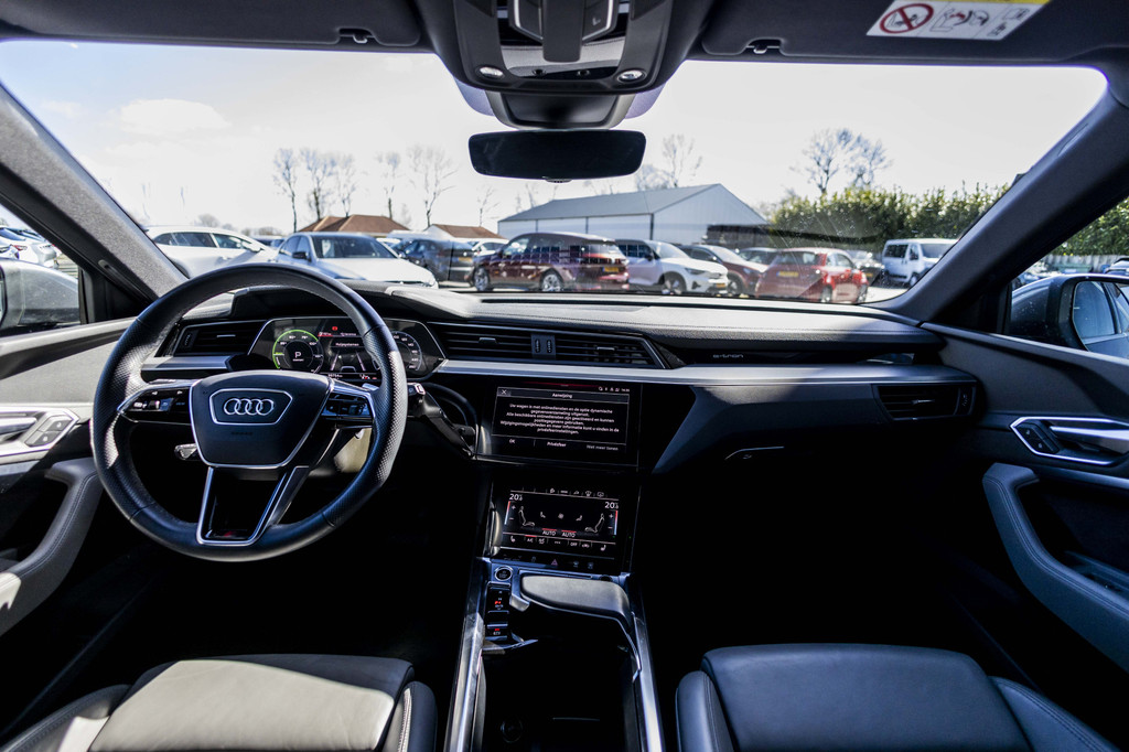 Audi e-tron (P815GD) met abonnement