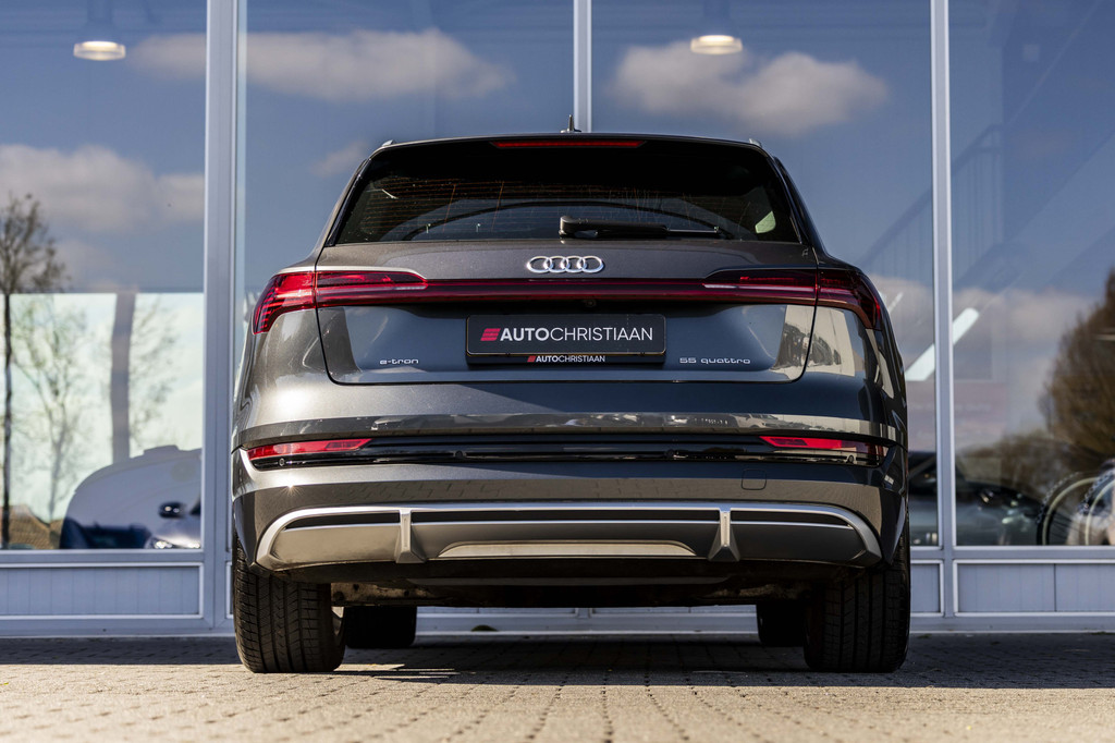Audi e-tron (P815GD) met abonnement