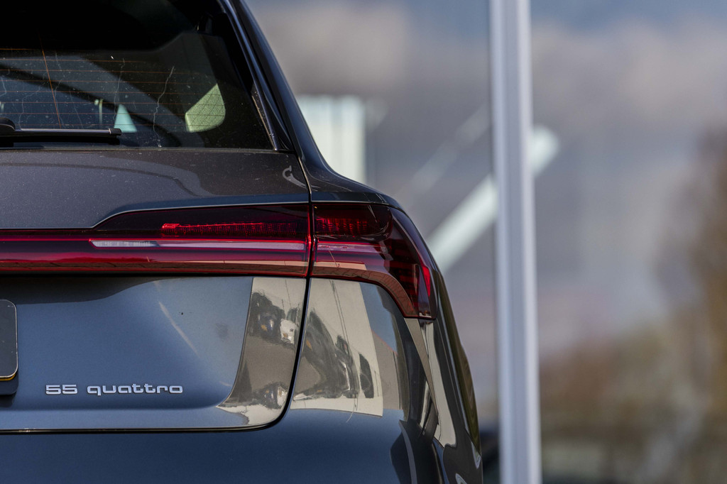 Audi e-tron (P815GD) met abonnement