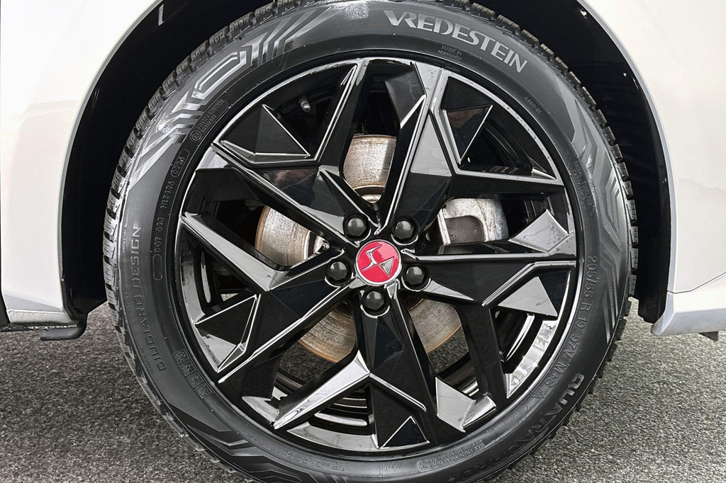 DS DS 4 (R394XP) met abonnement