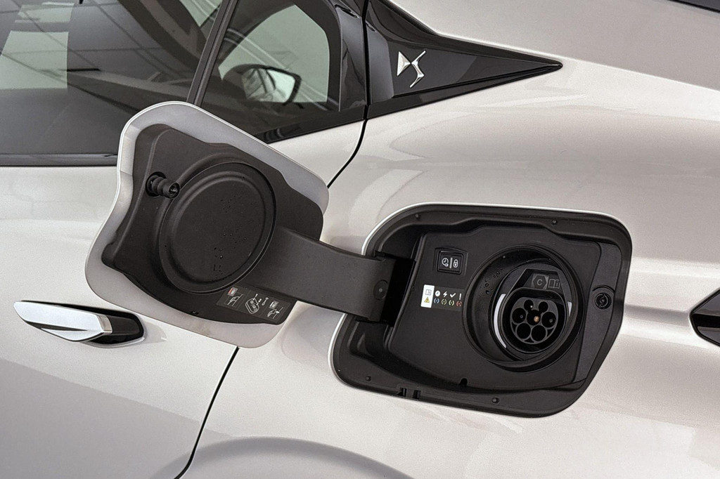 DS DS 4 (R394XP) met abonnement