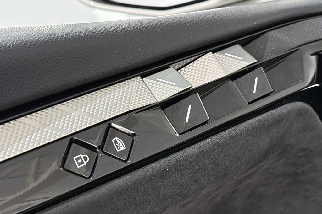 DS DS 4 (R394XP) met abonnement