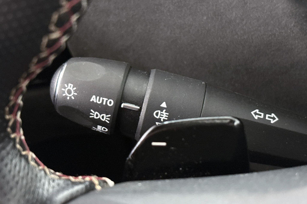 DS DS 4 (R394XP) met abonnement