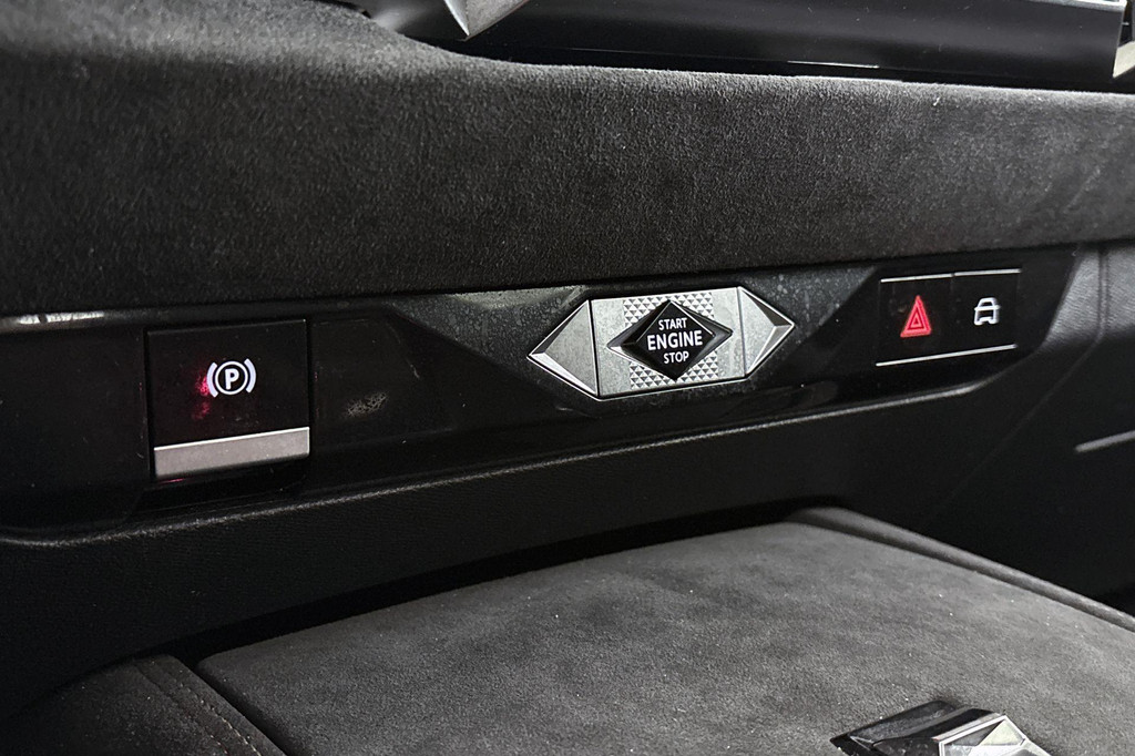 DS DS 4 (R394XP) met abonnement