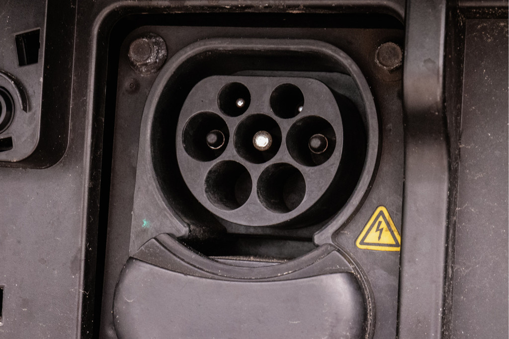 MG ZS-EV (L759GG) met abonnement