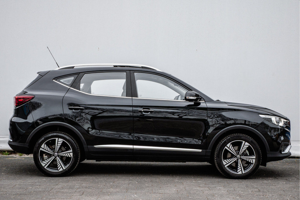 MG ZS-EV (L759GG) met abonnement