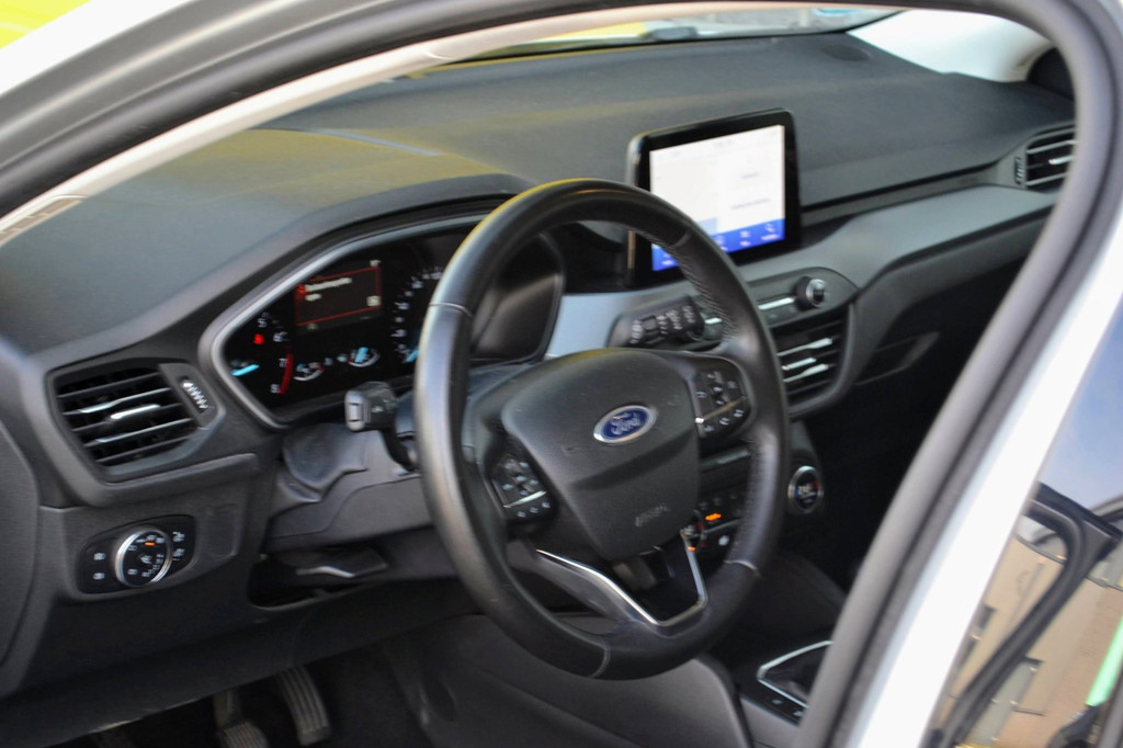 Ford FOCUS Wagon (P695ZJ) met abonnement