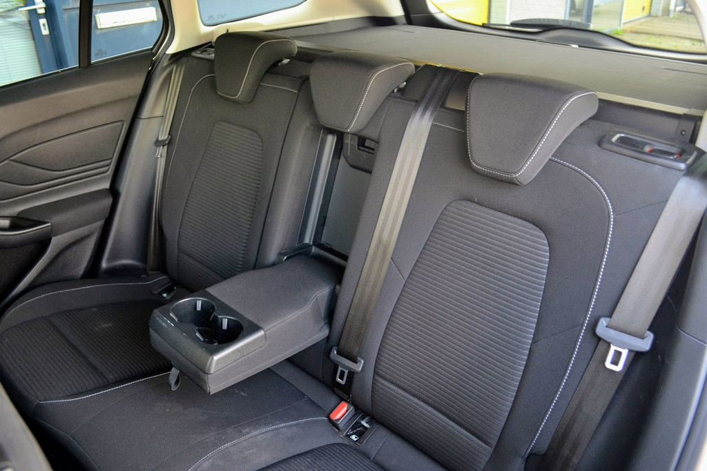 Ford FOCUS Wagon (P695ZJ) met abonnement