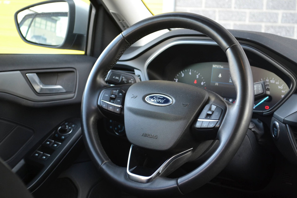 Ford FOCUS Wagon (P695ZJ) met abonnement