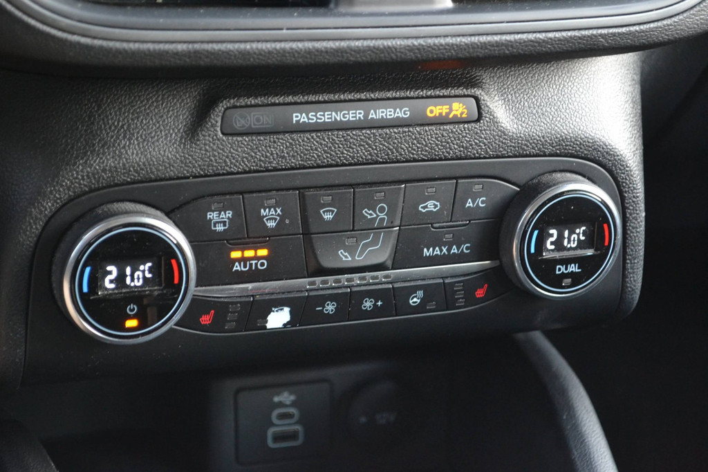 Ford FOCUS Wagon (P695ZJ) met abonnement