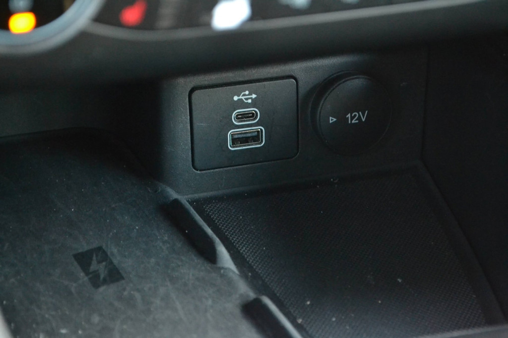 Ford FOCUS Wagon (P695ZJ) met abonnement