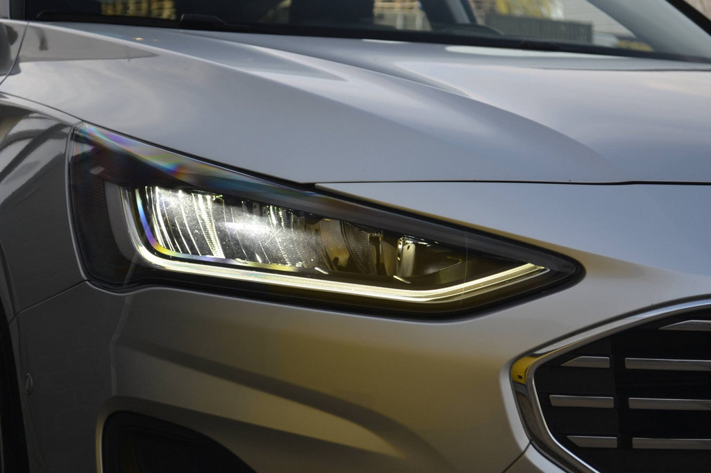 Ford FOCUS Wagon (P695ZJ) met abonnement