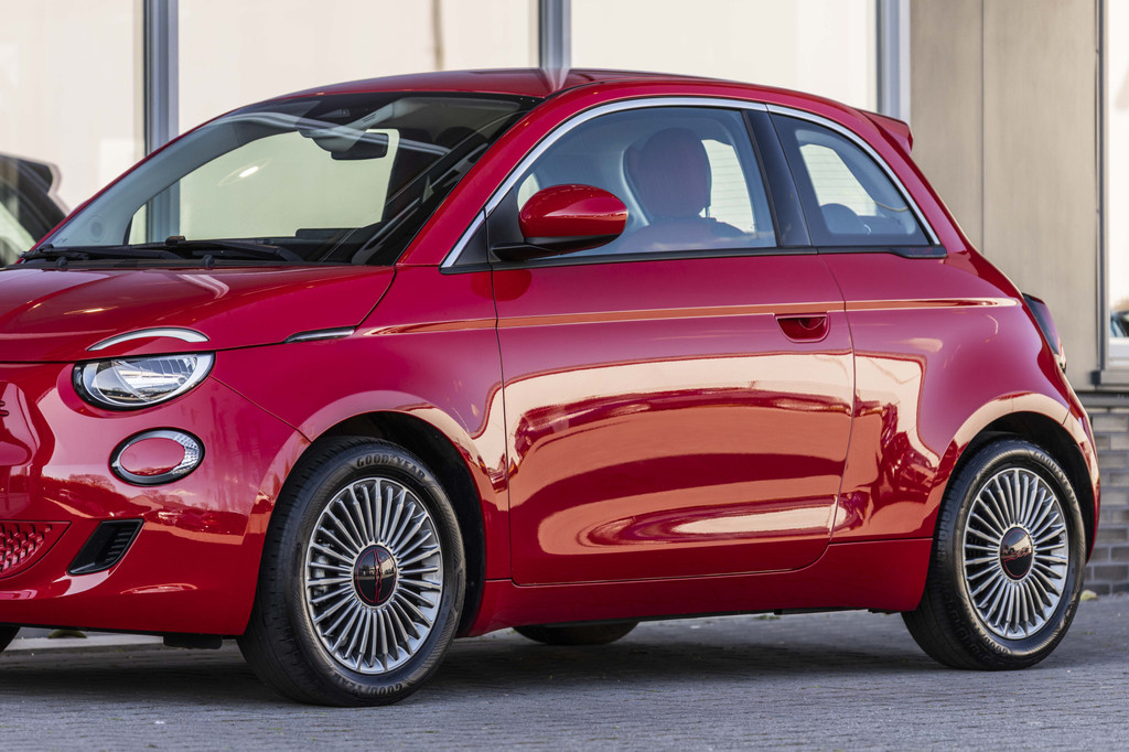 Fiat 500 (X903JB) met abonnement