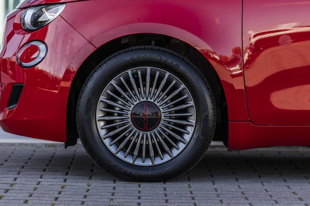 Fiat 500 (X903JB) met abonnement