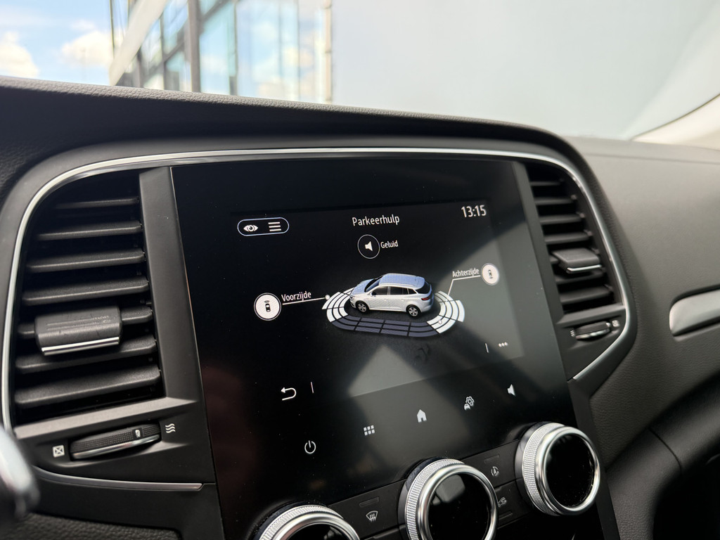 Renault MEGANE Estate (R592FF) met abonnement