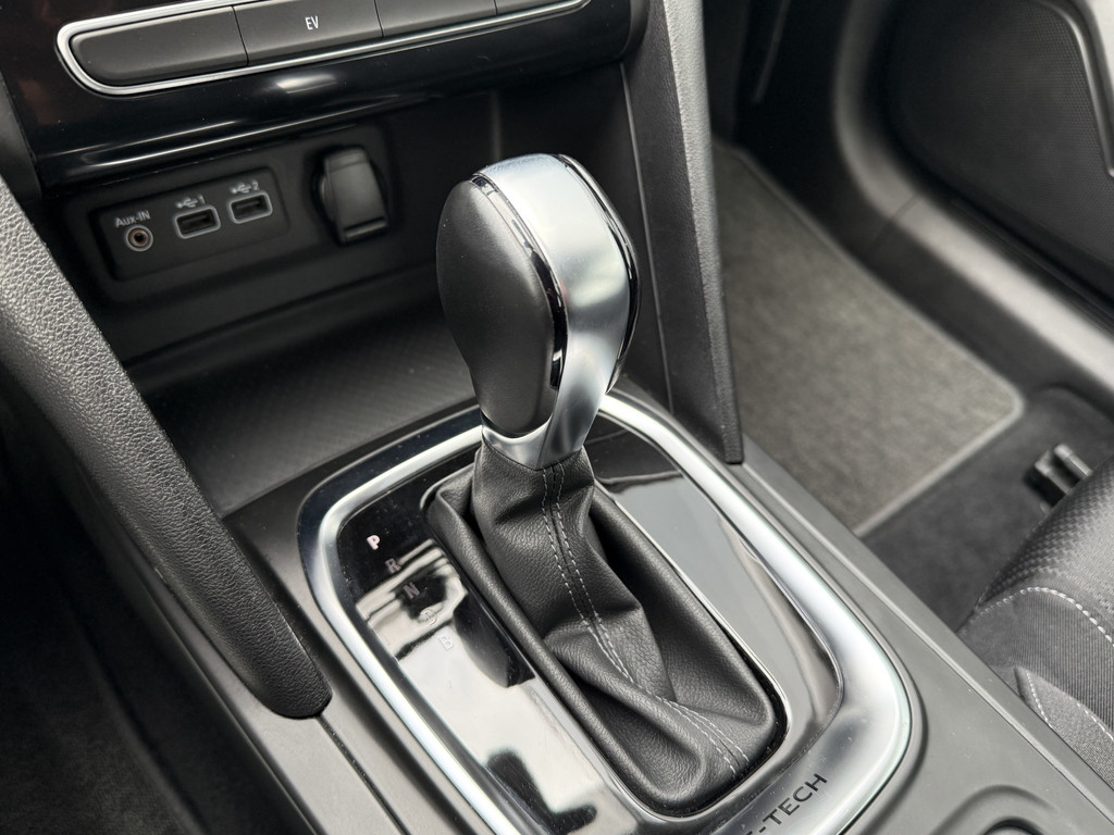 Renault MEGANE Estate (R592FF) met abonnement