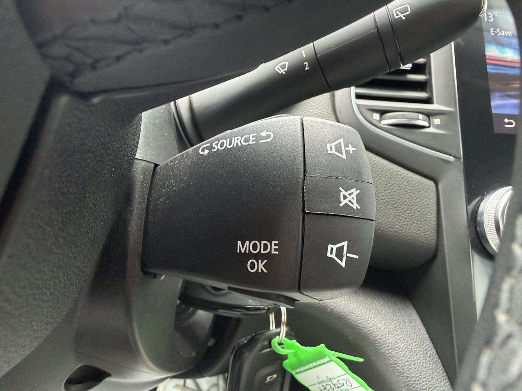 Renault MEGANE Estate (R592FF) met abonnement