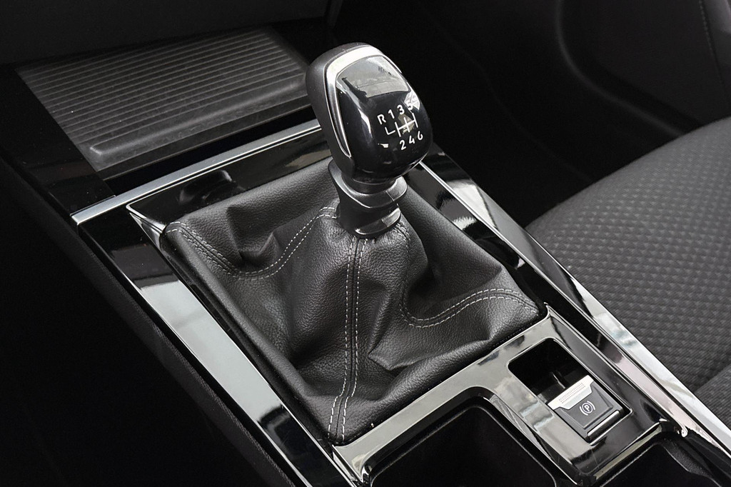 Opel Astra (S751FL) met abonnement