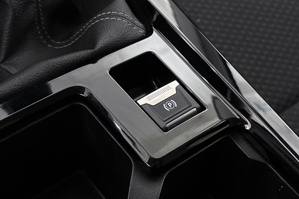 Opel Astra (S751FL) met abonnement