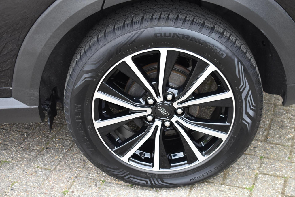 Ford Puma (R831LG) met abonnement