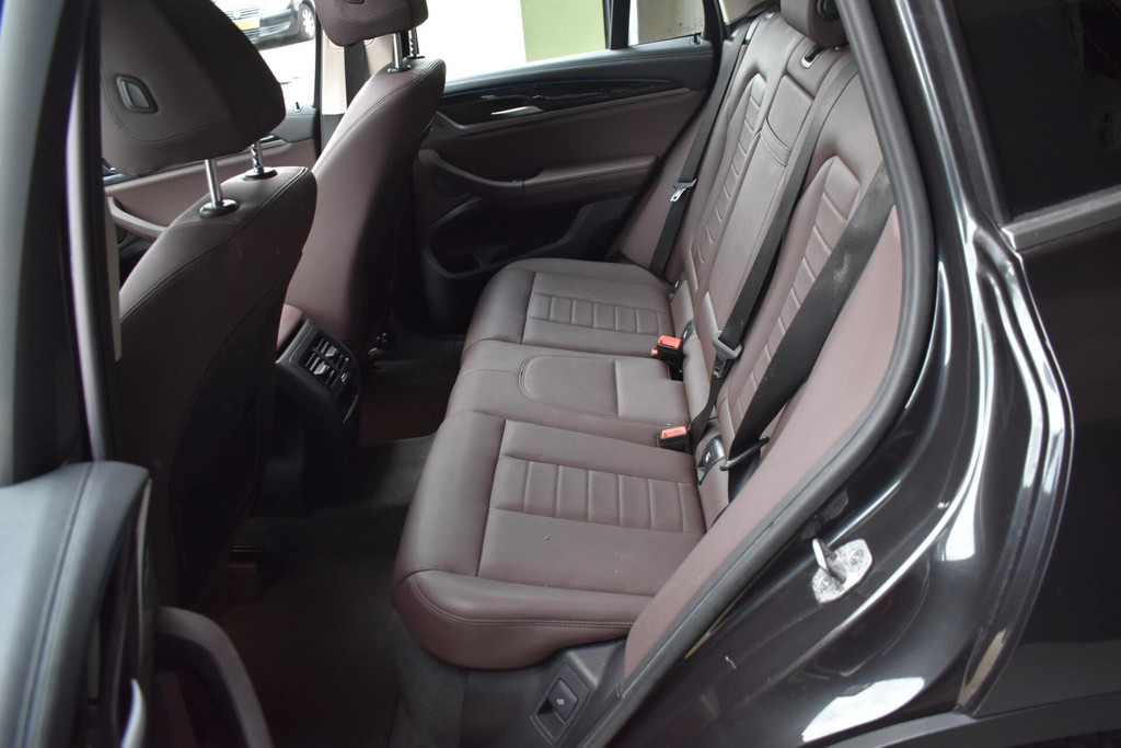 BMW iX3 (K526XH) met abonnement