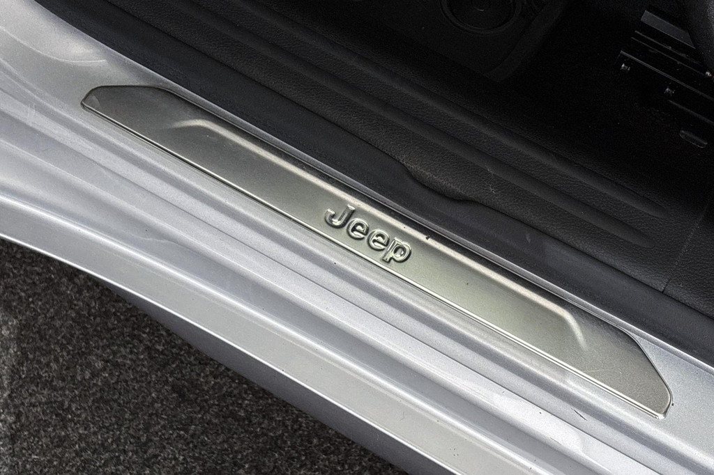 Jeep Compass (KDH28G) met abonnement