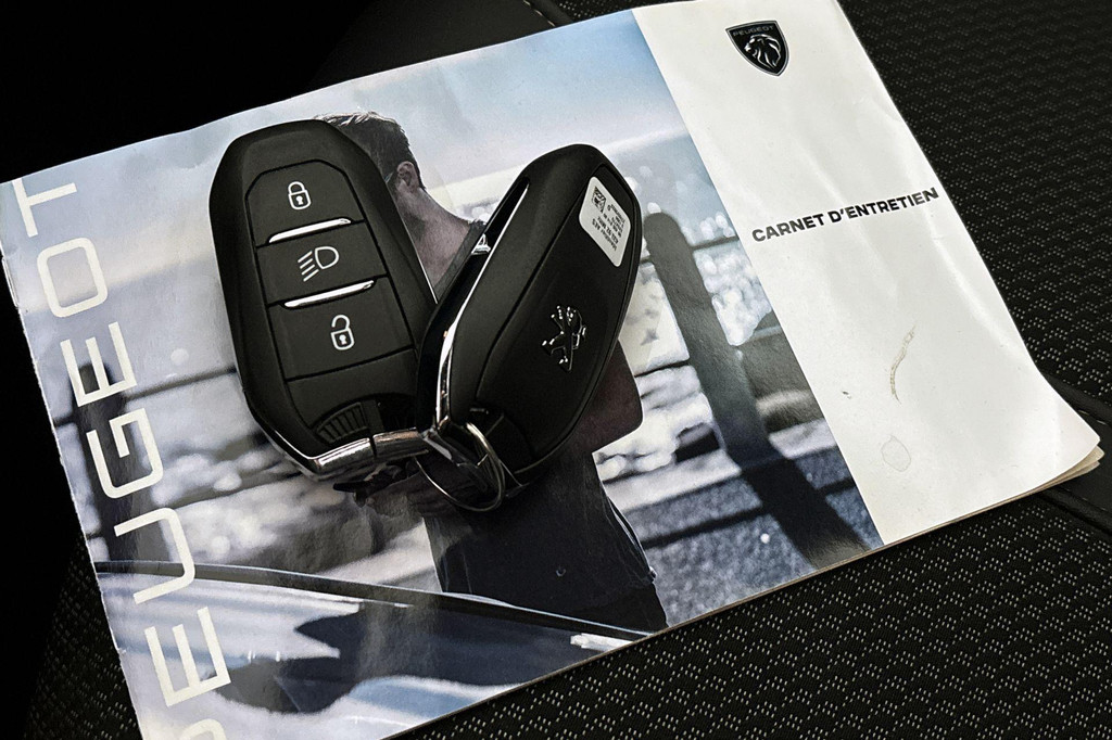 Peugeot 3008 (KDX10R) met abonnement