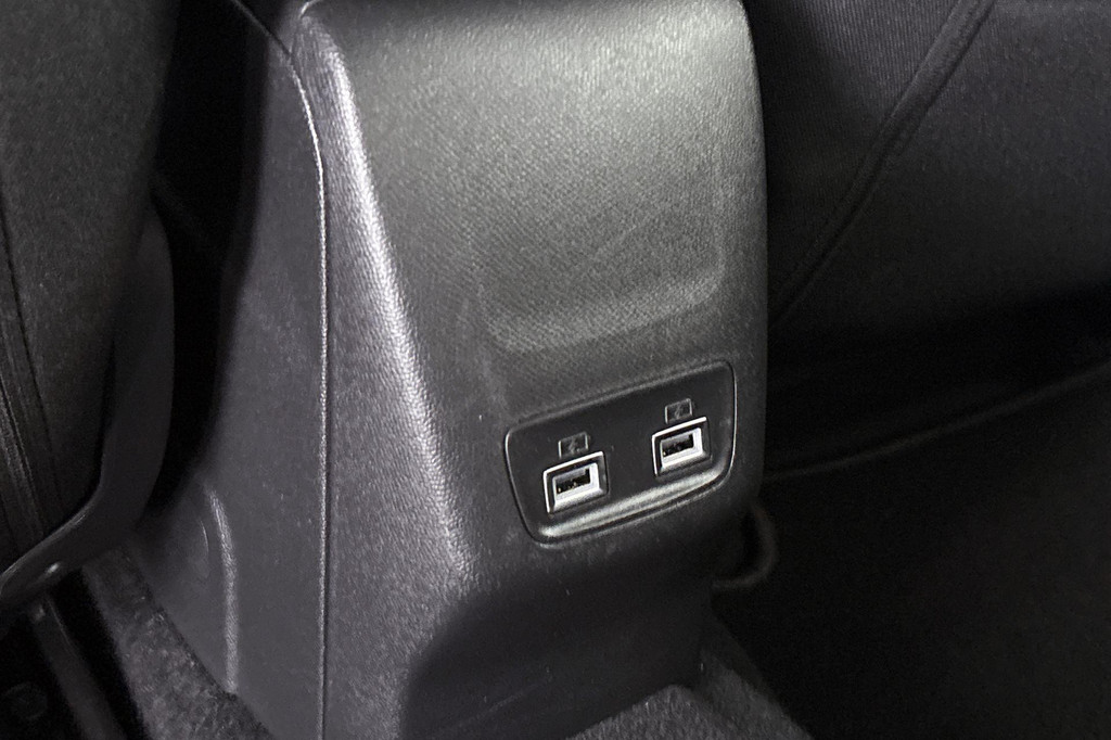 Peugeot e-208 (T865SK) met abonnement