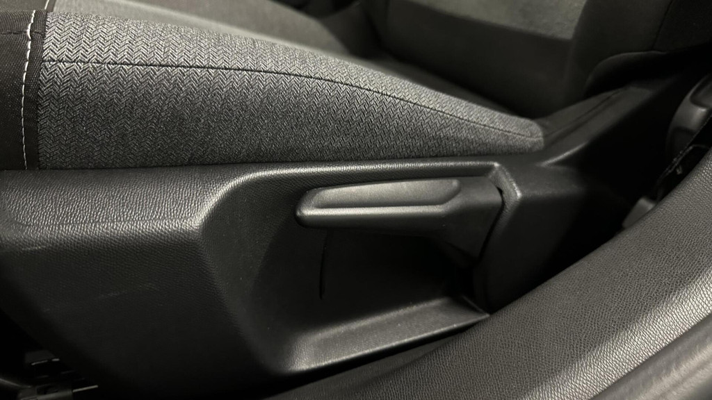 Citroën Ë-C4 (T159PX) met abonnement