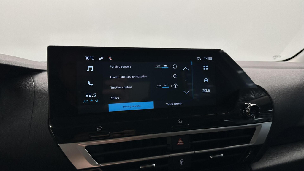 Citroën Ë-C4 (T159PX) met abonnement