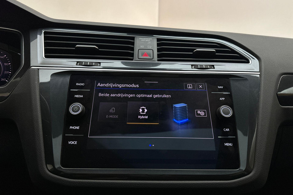 Volkswagen Tiguan (JHG67X) met abonnement