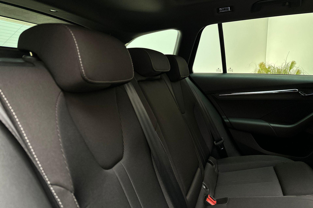 ŠKODA Octavia (L004BG) met abonnement