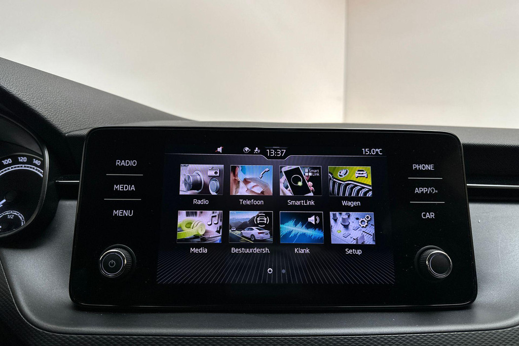 ŠKODA Kamiq (N055VF) met abonnement