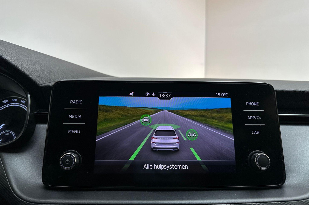 ŠKODA Kamiq (N055VF) met abonnement