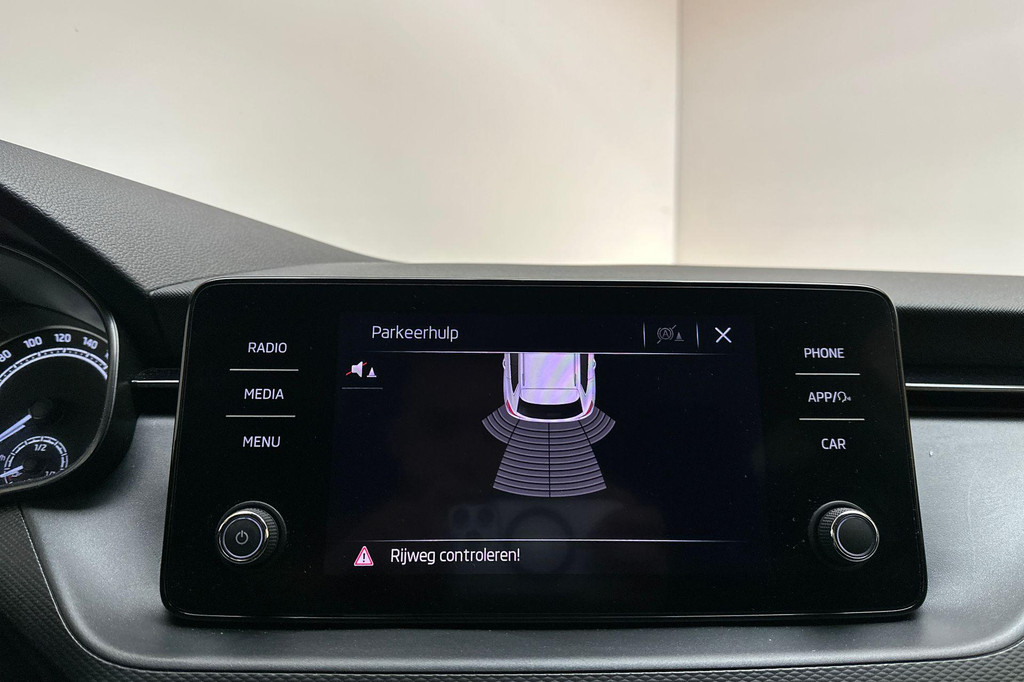 ŠKODA Kamiq (N055VF) met abonnement