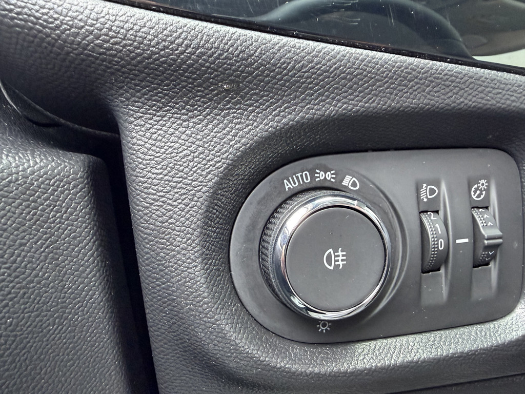 Opel Corsa (S029FR) met abonnement