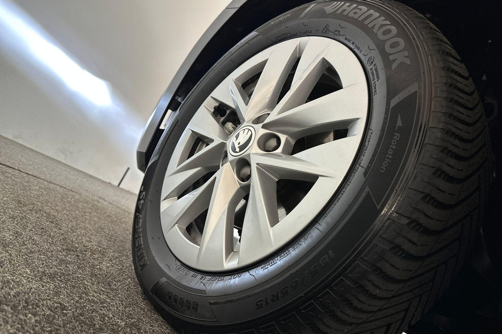 ŠKODA Fabia (X448RG) met abonnement