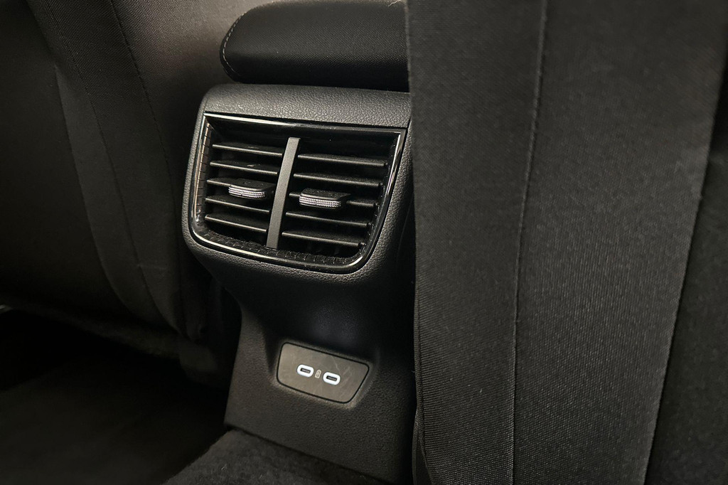 ŠKODA Fabia (X448RG) met abonnement