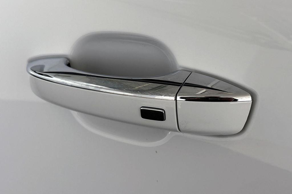 MG EHS (KFF69X) met abonnement