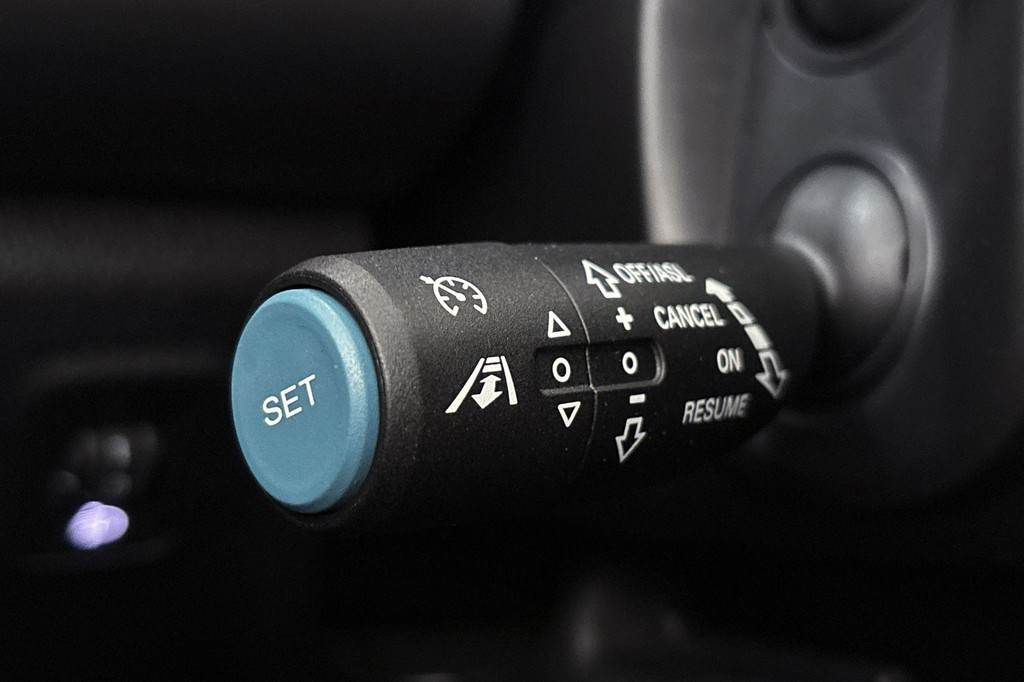 MG EHS (KFF69X) met abonnement