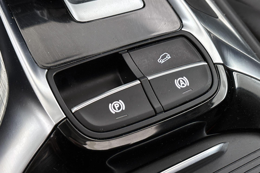 MG EHS (KFF69X) met abonnement