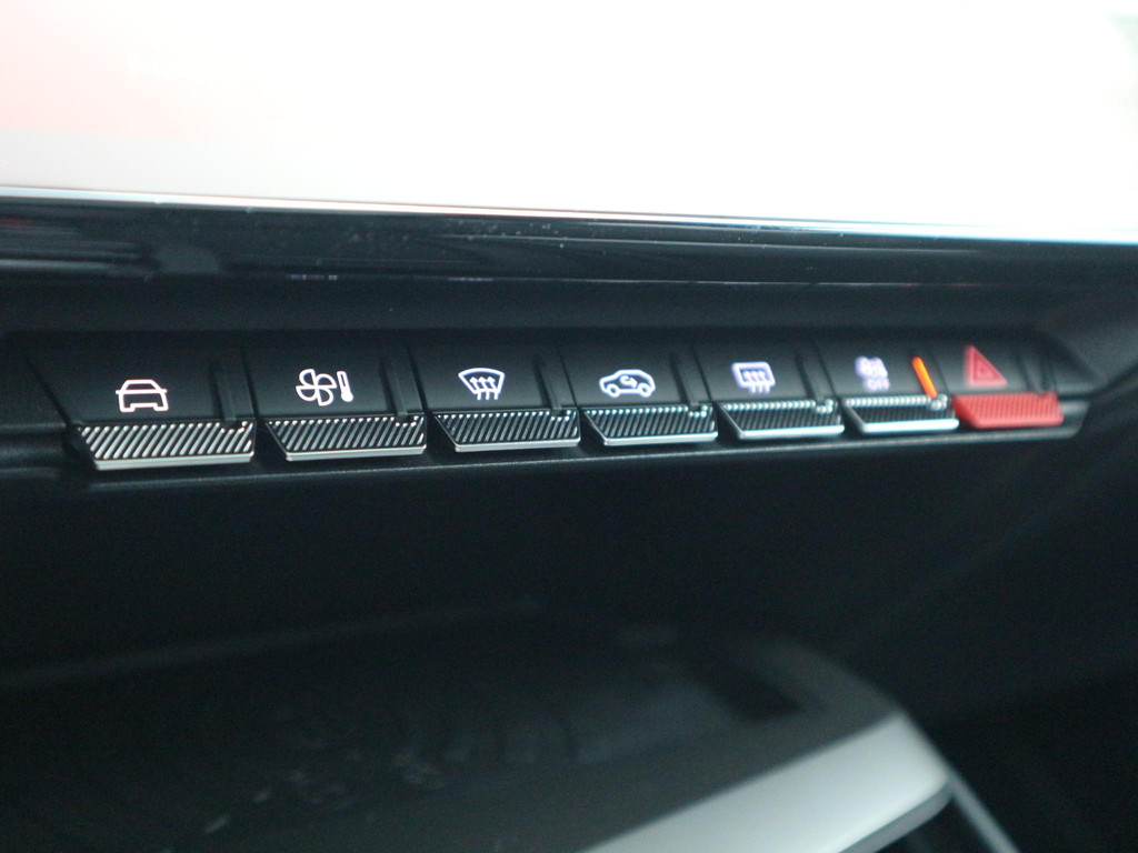 Peugeot 408 (JSN38F) met abonnement