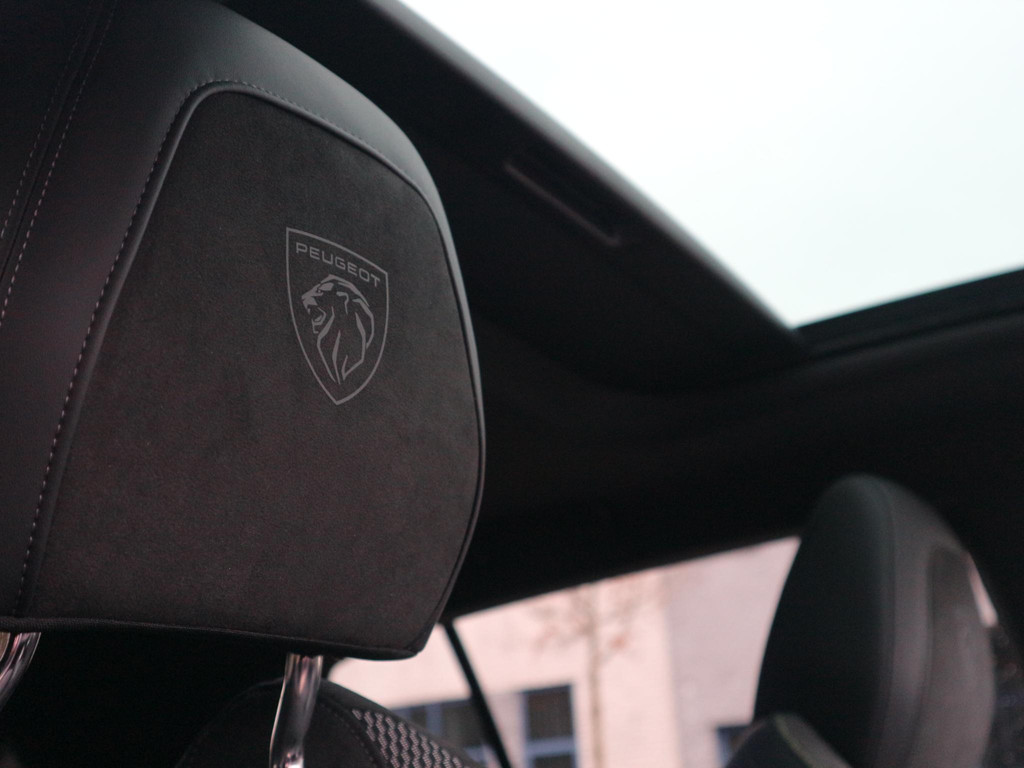 Peugeot 408 (JSN38F) met abonnement