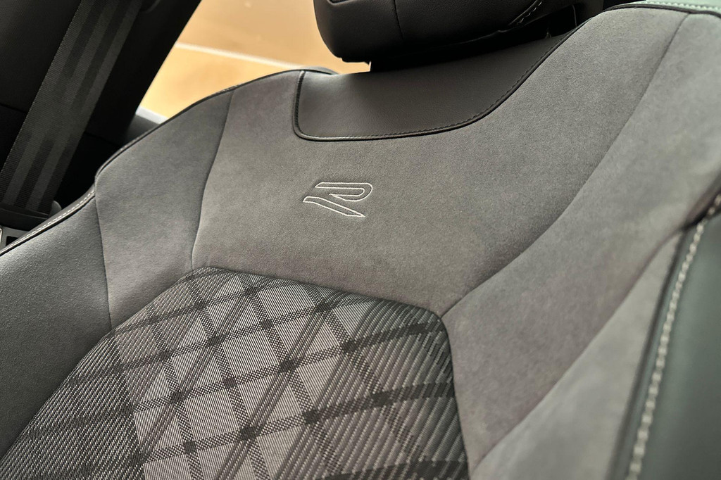 Volkswagen T-Roc (KFJ53G) met abonnement