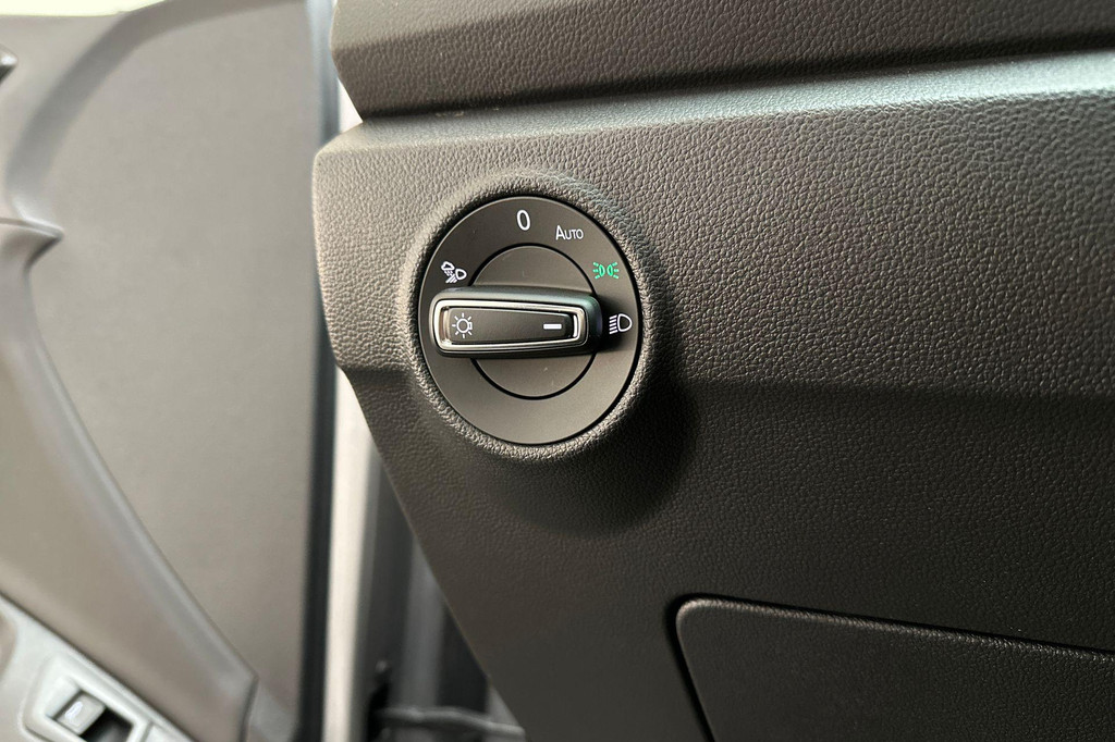 Volkswagen T-Roc (KFJ53G) met abonnement